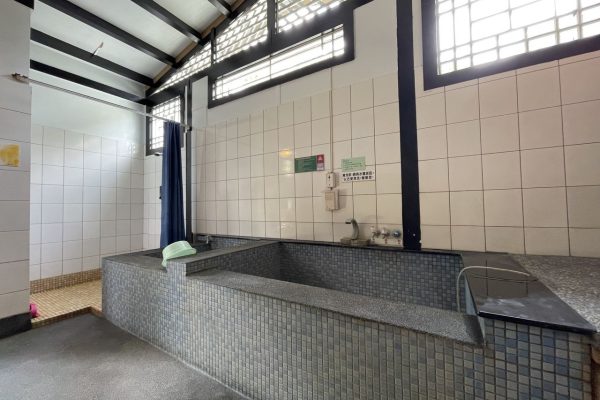 10.熱海湯屋